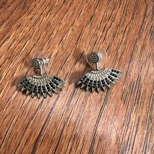 Elegant Black and Silver Fan Earrings